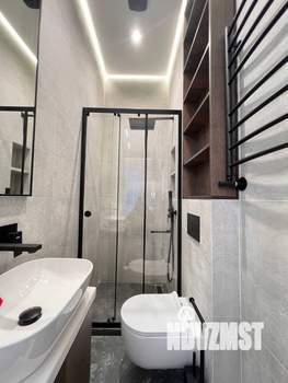 Дом 400м&sup2;, 2-этажный, участок 9 сот.  