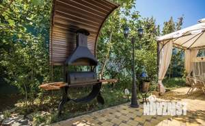 Дом 240м², 3-этажный, участок 10 сот.  
