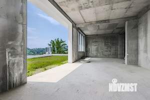 Дом 491м², 3-этажный, участок 8 сот.  