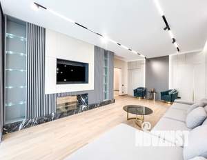 Коттедж 560м², 3-этажный, участок 7 сот.  