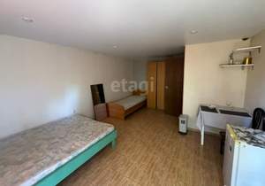 Дом 470м², 3-этажный, участок 6 сот.  