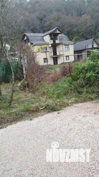 Дом 245м², 3-этажный, участок 8 сот.  