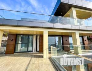 Коттедж 560м², 3-этажный, участок 7 сот.  