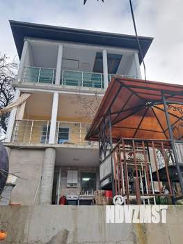 Дом 150м&sup2;, 3-этажный, участок 5 сот.  