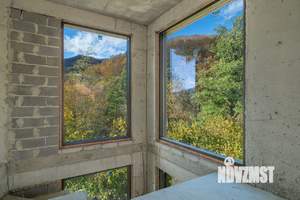 Дом 299м&sup2;, 3-этажный, участок 6 сот.  