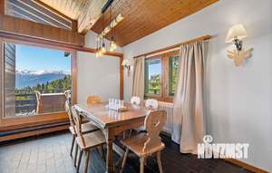 Дом 180м², 2-этажный, участок 7 сот.  