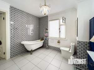 Дом 340м², 2-этажный, участок 4 сот.  