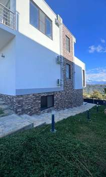 Дом 245м², 2-этажный, участок 4 сот.  