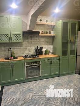 Дом 200м², 2-этажный, участок 8 сот.  