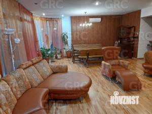 Дом 398м², 2-этажный, участок 6 сот.  