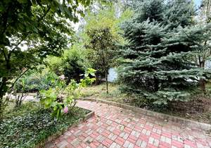 Дом 300м², 4-этажный, участок 12 сот.  