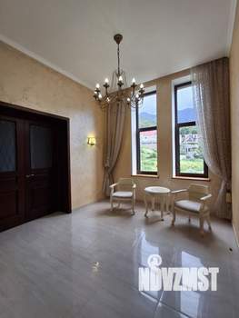 Коттедж 1200м², 4-этажный, участок 50 сот.  