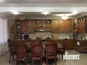 Дом 300м², 2-этажный, участок 6 сот.  