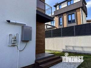 Дом 220м², 3-этажный, участок 4 сот.  