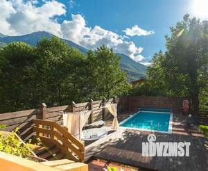 Дом 230м², 2-этажный, участок 7 сот.  