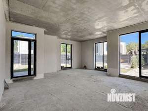 Дом 209м², 2-этажный, участок 5 сот.  