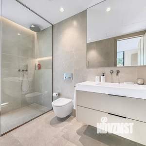 Коттедж 190м², 2-этажный, участок 6 сот.  
