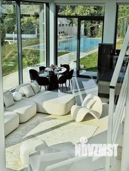 Дом 220м², 2-этажный, участок 12 сот.  