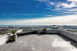 Дом 300м², 2-этажный, участок 8 сот.  