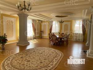 Дом 470м², 3-этажный, участок 6 сот.  