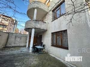 Дом 360м², 3-этажный, участок 3 сот.  