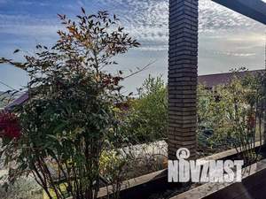 Дом 220м², 3-этажный, участок 4 сот.  