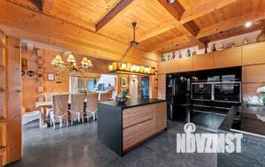 Коттедж 200м², 2-этажный, участок 6 сот.  