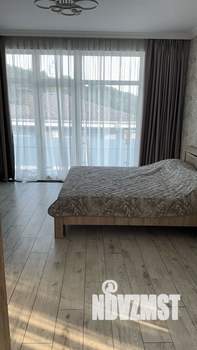 Дом 279м², 2-этажный, участок 348 сот.  