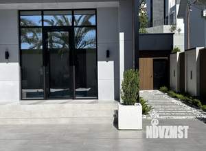 Дом 286м², 3-этажный, участок 6 сот.  