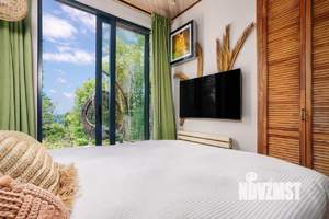 Коттедж 250м², 2-этажный, участок 8 сот.  