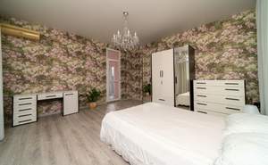 Дом 150м², 3-этажный, участок 5 сот.  