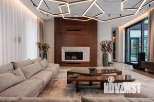 Дом 650м&sup2;, 3-этажный, участок 11 сот.  