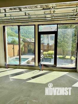 Дом 258м², 2-этажный, участок 5 сот.  