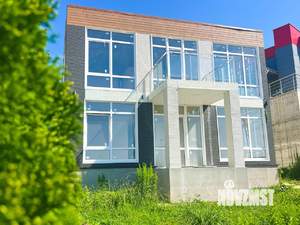 Таунхаус 200м², 2-этажный, участок 5 сот.  