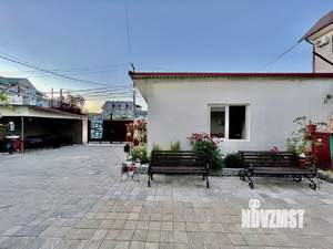 Дом 352м&sup2;, 3-этажный, участок 4 сот.  