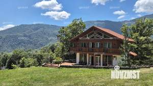 Дом 200м², 2-этажный, участок 25 сот.  