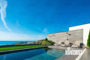 Дом 350м², 2-этажный, участок 12 сот.  