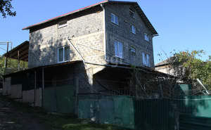 Дом 254м², 3-этажный, участок 7 сот.  