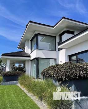 Дом 205м², 2-этажный, участок 8 сот.  