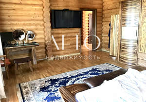 Дом 390м², 3-этажный, участок 18 сот.  