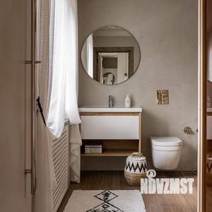 Коттедж 221м², 2-этажный, участок 6 сот.  