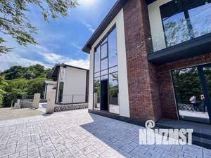 Дом 170м², 2-этажный, участок 3 сот.  