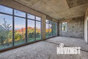 Дом 140м², 2-этажный, участок 5 сот.  