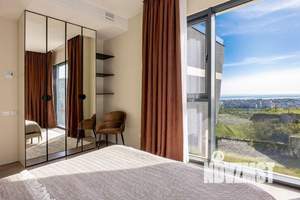 Дом 300м², 2-этажный, участок 7 сот.  