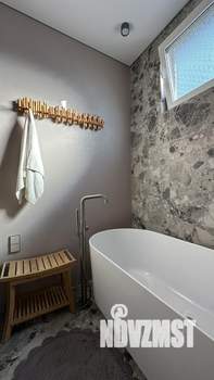 Дом 180м&sup2;, 2-этажный, участок 4 сот.  