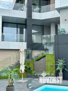 Дом 845м², 3-этажный, участок 10 сот.  