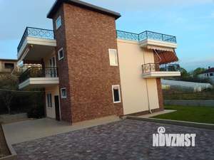 Дом 151м², 2-этажный, участок 4 сот.  