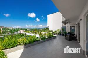 Дом 450м², 2-этажный, участок 14 сот.  