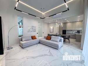 Дом 230м², 3-этажный, участок 3 сот.  