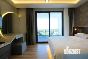 Дом 270м², 2-этажный, участок 8 сот.  